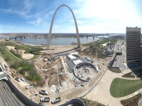 Gateway Arch Panorama, St. Louis live cam